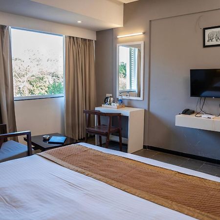 Hotel Dwarawata Dharwad Luaran gambar